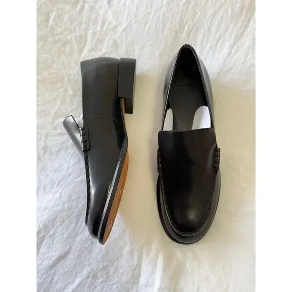 Vince | Women’s 9.5 | Black Leather Naomi Loafers | Contemporary Minimalist EUC - Picture 1 of 9